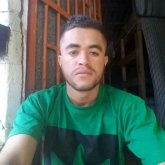 Una mujer divina seria. Soy una persona