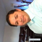 Encuentra Hombres solteros en Costa Mesa