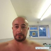 Chatear con Educortes de Inglaterra