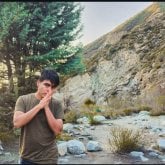 Trabajador. Delgada, y ..Bonita. Me