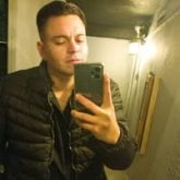 Empleado medio turno y estudio. Busco