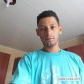 Busco conocer gente. Conocer personas.