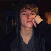 Busco ligar. Busco mujeres a poder ser