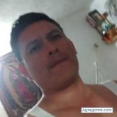 Tomás