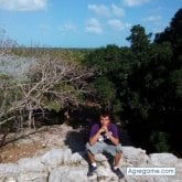 Empleado. Busco chatear. Mujeres.