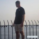 Busco ligar. Conocer a gente