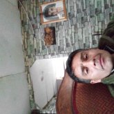 Comerciante. Mujer cariñosa y amor.