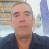 Busco conocer gente.