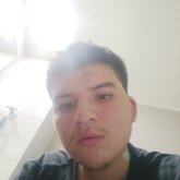 A una chica para charlar. Lindo y