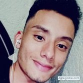 M.. Busco ligar. Mujeres nada serio. Una