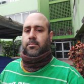 Abogado. Busco conocer gente. Mujeres