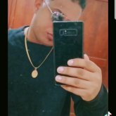 Trabajo. Busco pareja. Mujere soltera