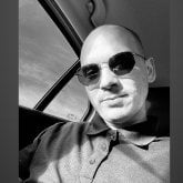 Busco chatear. Mujeres. Familiar.