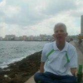 Busco pareja. Busco mujeres de 25 a 35.