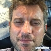 Busco ligar. Conocer gente. Simpático.