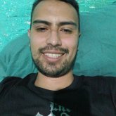 Busco ligar. Estoy buscando mujer.