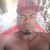 Por mi cuenta. Busco a alguien quien