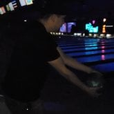 Ingeniero. Busco hacer amistades. Mujer.