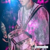 Busco pareja. Mujeres. La musica. La