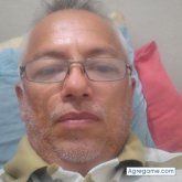 Busco conocer gente.