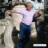 Busco chatear. Conocer chicas de