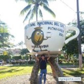 Busco pareja. Amigos. Divertido tímido.