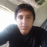 Busco pareja. Amistad. No muy aburrido.