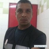 Busco pareja. Mujeres.