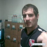 Dam chico soltero en Isidro Casanova