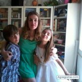 LOUVE chica soltera en Sevilla