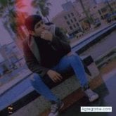 Lo que surja. Civil soltero.