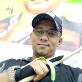 Conductor. Busco chatear. Bueno yo busco