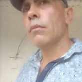 Mujer sin muchas criticas. Gordito