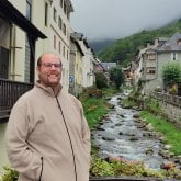 Técnico. Busco conocer gente. Estoy