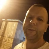 Eine Frau die nett ist und sehr