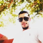 Busco pareja. Pareja. Buen chico.