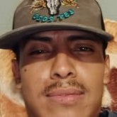 Que este disponible para min. Me alegro