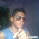 Encuentra Hombres solteros en Esmeraldas