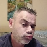 A tope de todo. Chica para quedar y ver