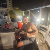 Milord33 chico soltero en Pesé