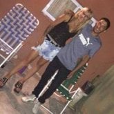 Busco pareja. Mujeres.