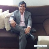 Encuentra Hombres solteros en Apulo