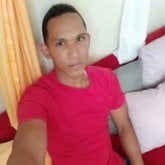 Mujeres con belleza y elegancia. Nada si