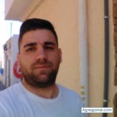 Encuentra Hombres solteros en Alquerias