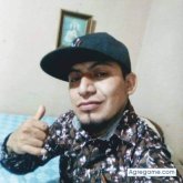 Busco pareja. Una relación sería para