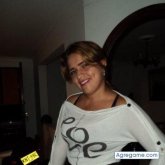 monis chica soltera en Cartago