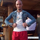 Seta chico divorciado en Torrevieja