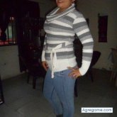 monis chica soltera en Cartago