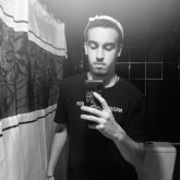 Estudiante universitario. Nada serio,