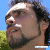 Encuentra Hombres solteros en La Reja
